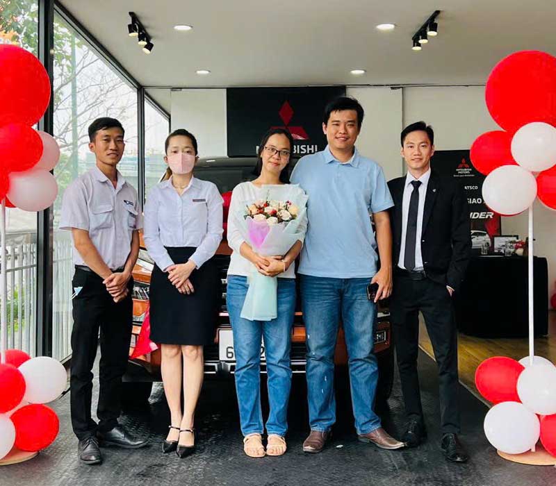 Hình ảnh hoạt động tư vấn xe tại Bến Tre